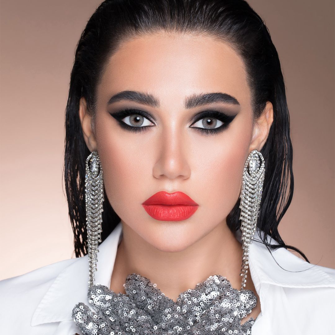 Flora Monthly Colored Contact Lenses - Estera